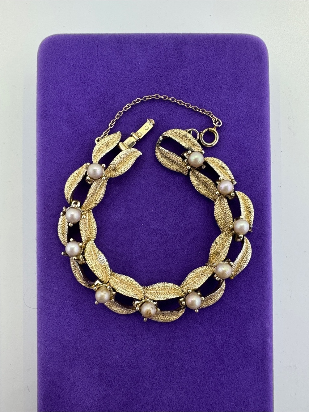 💛 Vintage Coro Gold Plated Faux Pearl Link Bracelet | 1950s Glamour